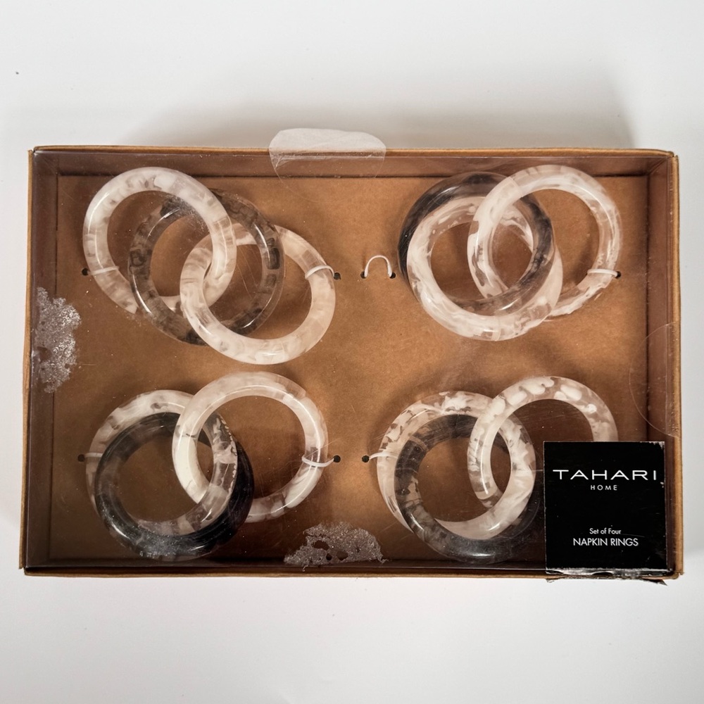 Tahari Set of 4 Resin Napkin Rings